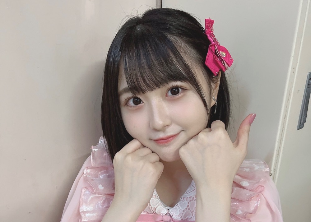 ドラフト3期生、5期生の若手メンバーでの曲です🎶サビ終わりのこのポーズが可愛くて印象的です☺️❤︎