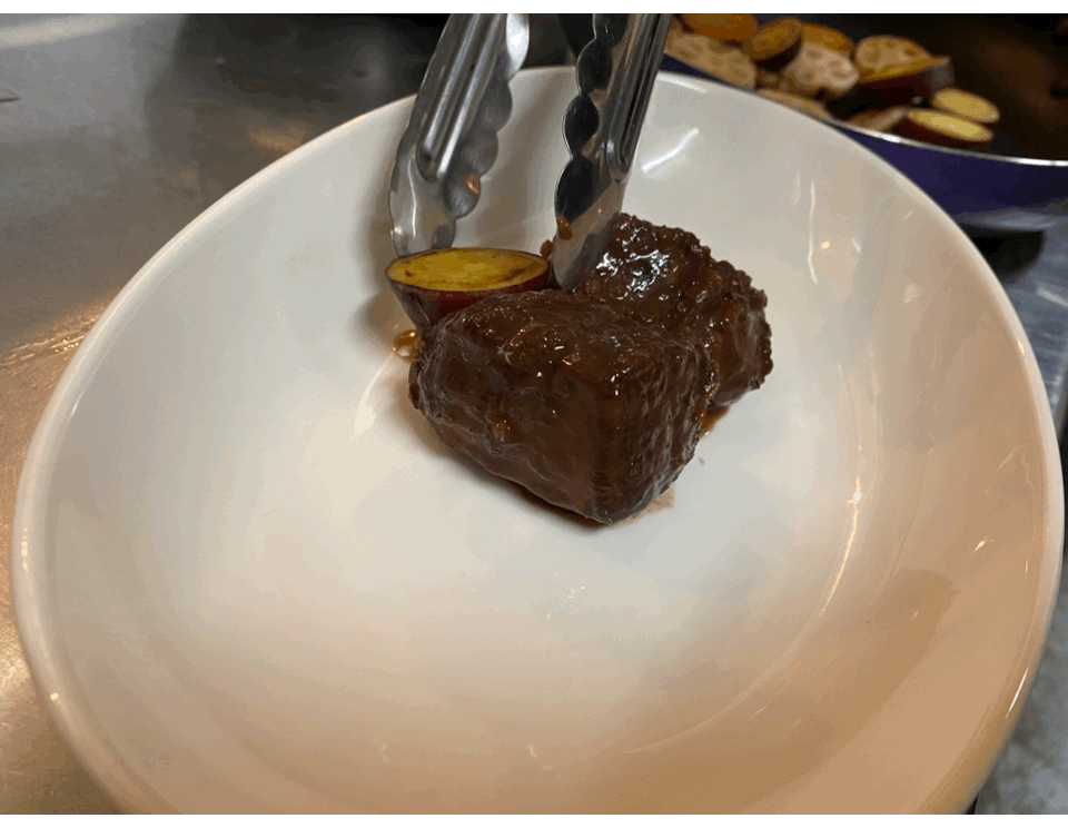 料理写真🍽実際にお出しした料理や仕込み風景などご覧いただけます。