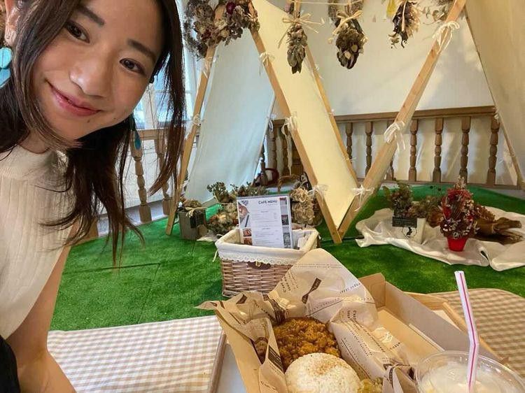 【予約フォーム】ドライフラワーに囲まれて屋内ピクニック