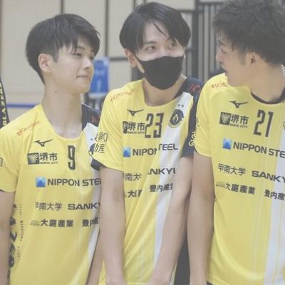 BLAZERS #9 迫田郭志選手サイン入りシャツ Vリーグ公式 on X: 