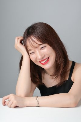 大須賀彩子-Ayako Ohsuga- lit.link(リットリンク)