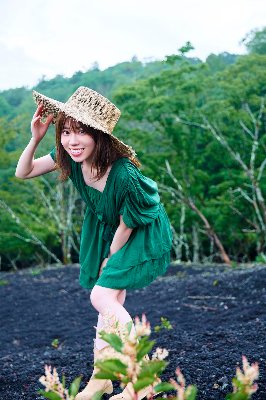 伊達さゆり カレンダー & 1st写真集 あしあと lit.link(リット