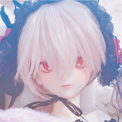 ユベール