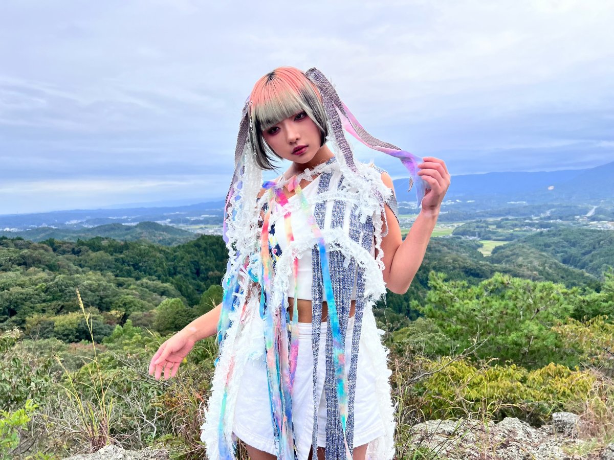 校庭カメラガールフィーア lit.link(リットリンク)